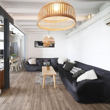Fridays Flats Casa Lavander บาร์เซโลนา ภายนอก รูปภาพ